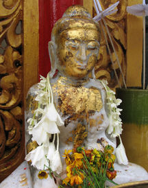 White Jade Buddha Image at SULE pagoda, Yangon, Myanmar