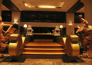 Photo of Kandawgyi Palace Hotel, reception hall, Yangon, Myanmar