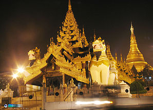 Wall Paper desktop photo Shwedagon Pagoda of Yangon, Myanmar (Rangoon, Burma)