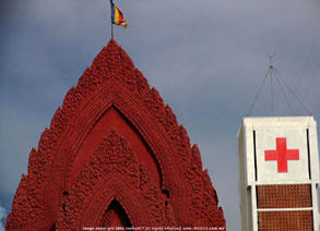 Sraa Chok Pagoda beside Hospital