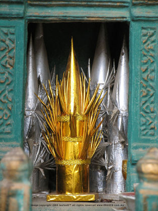 Baisai - local ritual spirit for wealth and proposerity