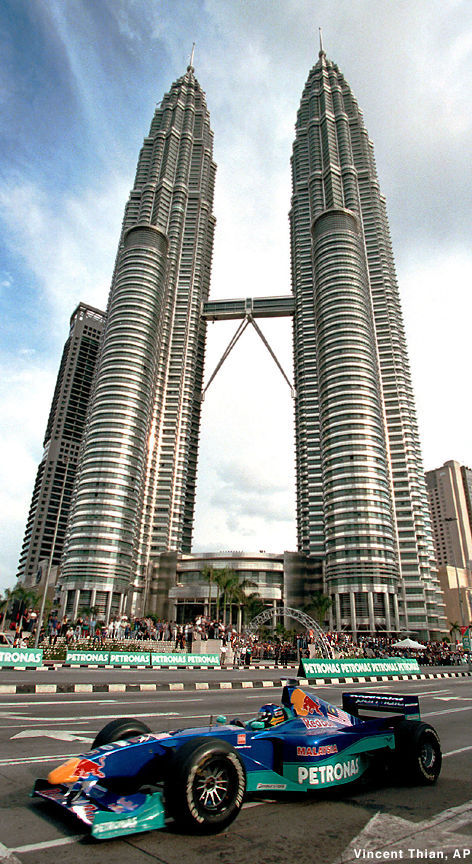 A great photo of Sauber_Petronas KLCC.jpg