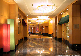 a photo of KLCC Manderin Hotel, public Lift area