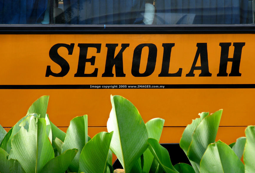 Bas Sekolah / School Bus 