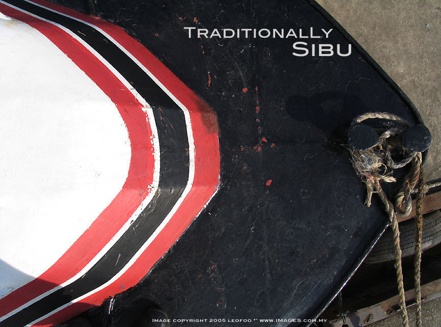 Old custom of Sibu boatfront.jpg