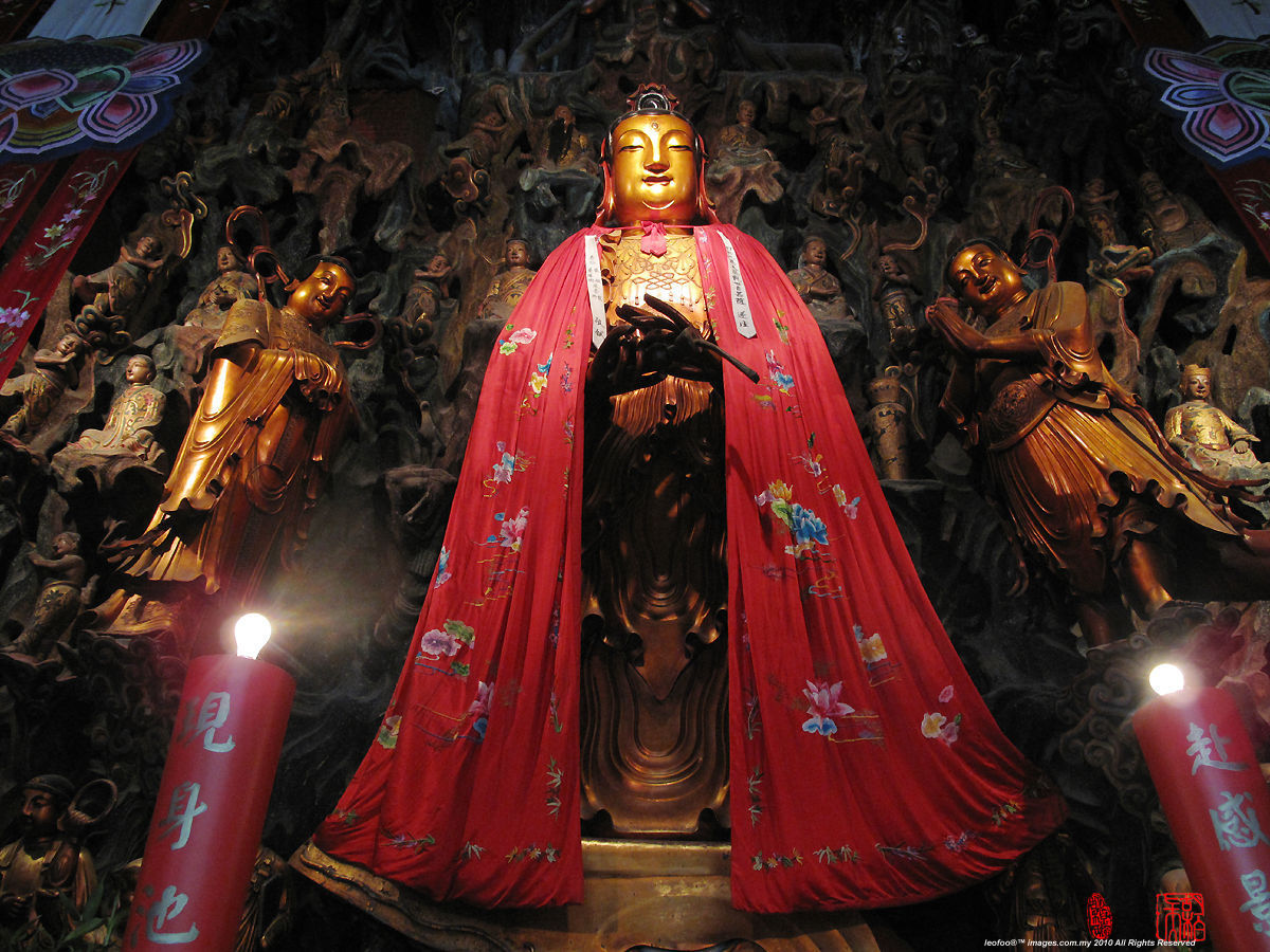 White Jade Buddha, YU FO SI, Shanghai  230k JPEG  Loading ..