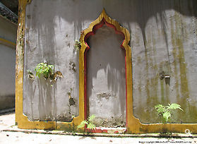 Old photo of a Buddhist Cave Temple, Ipoh, Peark, Malaysia Site LINK