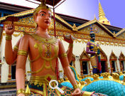 Multi hands Buddhist Images at entrance