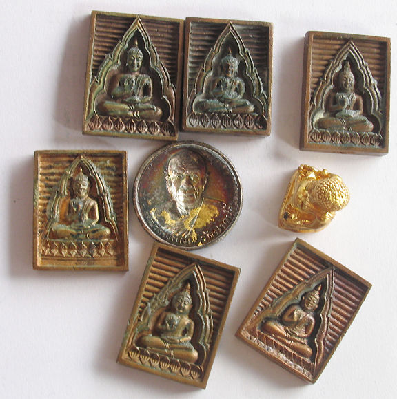 A series of limited editions et of Wat Paknam