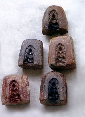 Phra ROD wat Phra Singh, Chiangmai mold for amulets making process set three