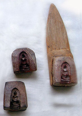 Phra ROD wat Phra Singh, Chiangmai mold for amulets making process set 2