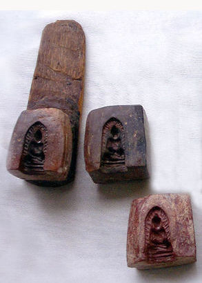 Phra ROD wat Phra Singh, Chiangmai mold for amulets making process