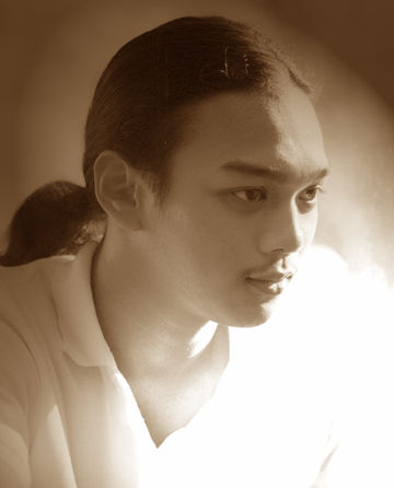 Farid.jpg (29k) Loading...