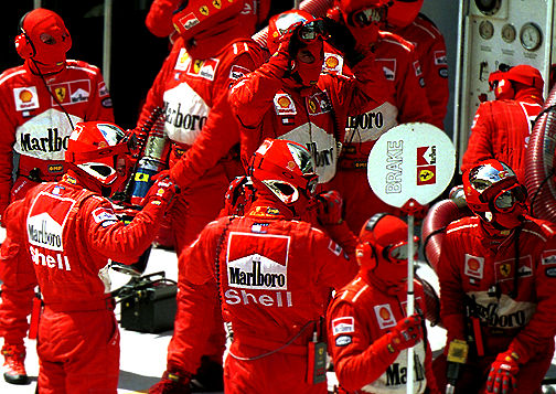 RedMasking Men.jpg (25k) Loading...