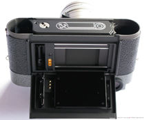 Photo Profile on  Leica MP LHSA 1968~2003 Special Edition rangefinder camera model w/Leica Summilux-M 35mm f/1.4 ASPH Titanium