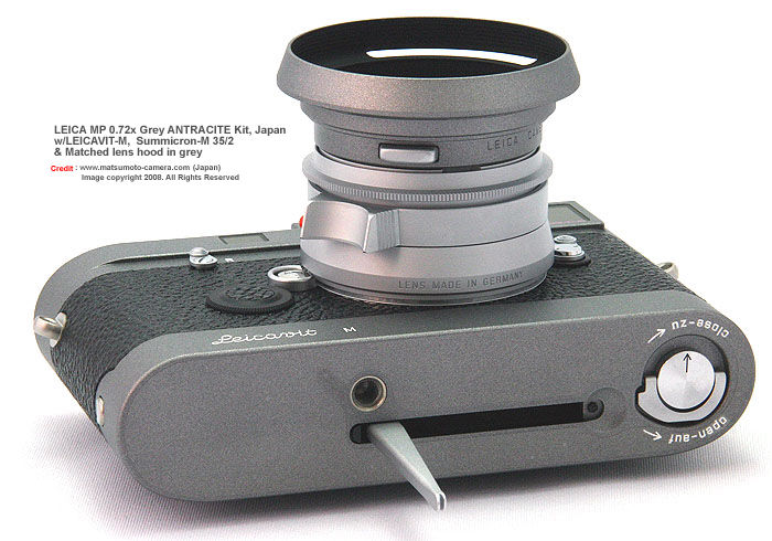 Base view of Leicavit-M Antracite edition on LEICA MP 10316 0.72x Antracite camera model with Summicron-M 35/2 ASPH