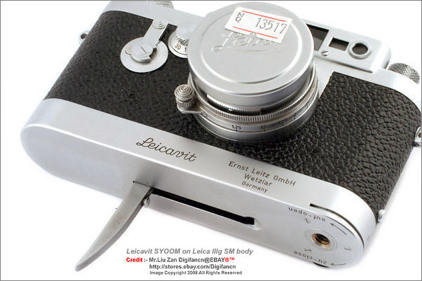 Leicavit MP by Leitz on a Leica SM (screw mount) rangefinder camera