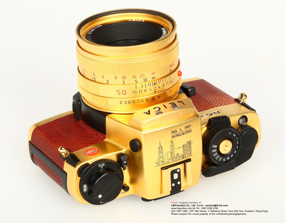 LEICA R6.2 Gold July 1, 1997 Hong Kong topview with lens attached