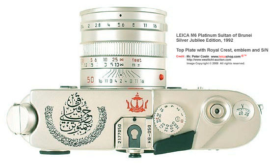 Top plate of a rare Leica M6 Platinum rangefinder model for Sultan of Brunei Silver Jubilee Year, 1992 with Matching Platinum-plated SUMMILUX-M 1.1.4/50mm with special engraving  Royal Crest, emblem and S?N HB-xxx