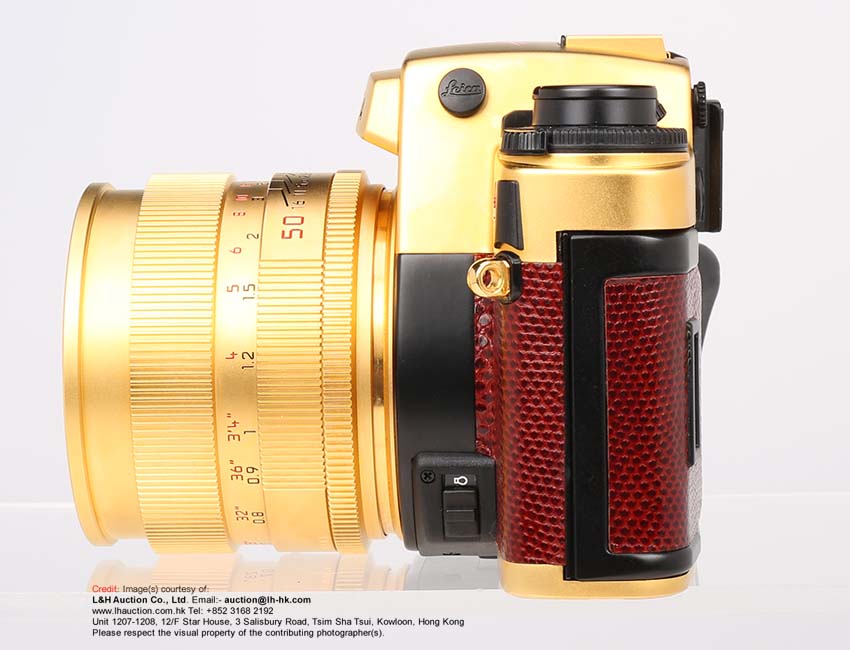 LEICA R6.2 Gold Plated Singapore 30th Anniversary of Independence 1955~1995 commemorative set - side view