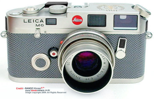 LEICA M6 Platinum Schmidt Group 1896~1996 100 Years / Centenary Edition front view with ELMAR-M 50mm f/2.8