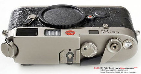 Top plate view of a Leica M6/T with titanium finishing