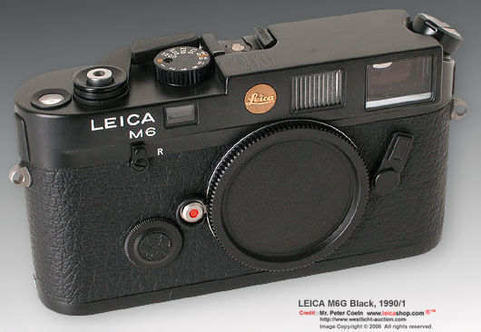 Leica M6G black rangefinder camera front view and appearance