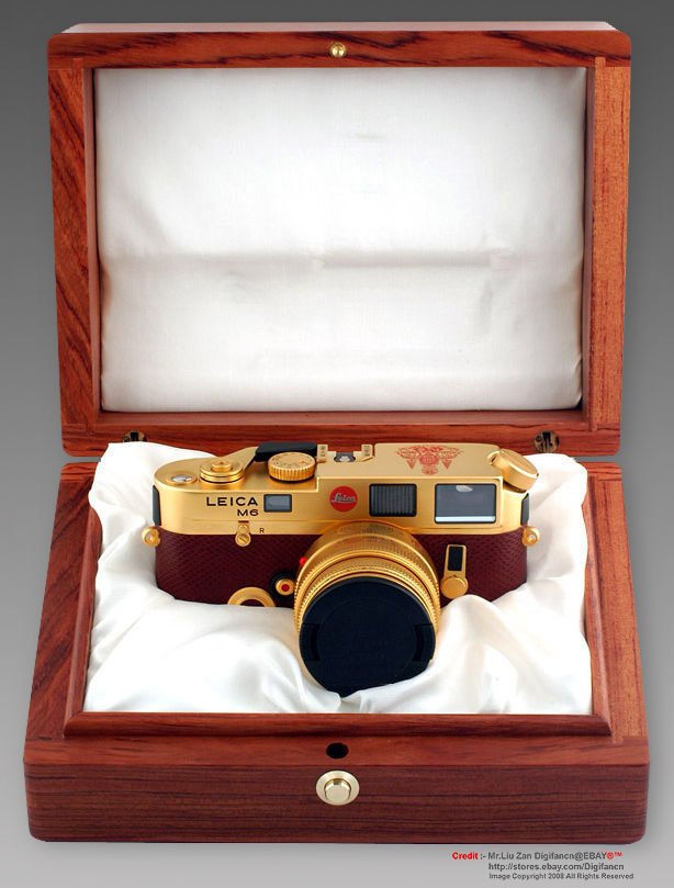Leica M6 His Majesty King Bhumibol Adulyadej of Thailand 50th Anniversary of His Coronation GOLD Edition with matching Gold-plated Summicron-M 1:2.0/50mm, 1996 with certification 