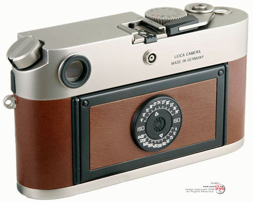 LEIC M6 TTL Titan body rear section view