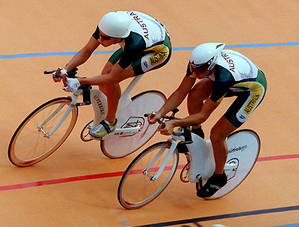 Cyclists at work.jpg (63k) Loading...