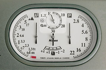 Nikon 35Ti Analogue Display.jpg
