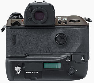 Nikon F5 Back View.jpg (17k)