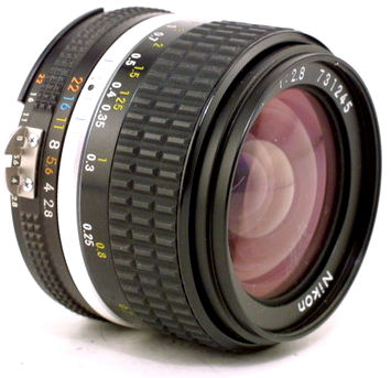 NIKON Nikkor manual focus wideangle 28mm f/2.8s
