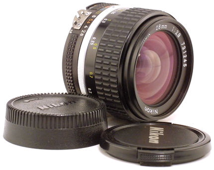 NIKON Nikkor manual focus wideangle 28mm f/2.8s