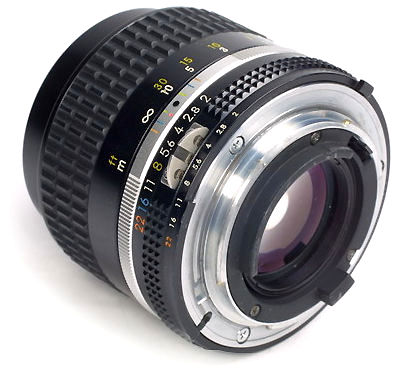 85mmf2sShutterblad.jpg