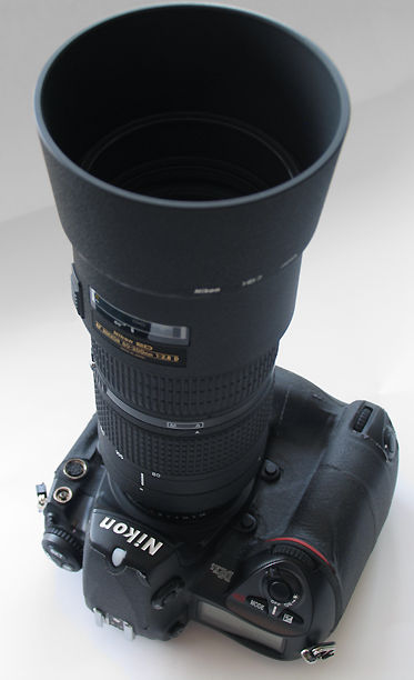 Nikon D2X digital SLR with AF Zoom Nikkor 80-200mm f/2.8D telephoto zoom lens with lens hood 