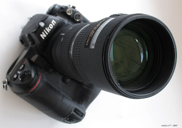 Nikon D2X digital SLR with AF Zoom Nikkor 80-200mm f/2.8D telephoto zoom lens