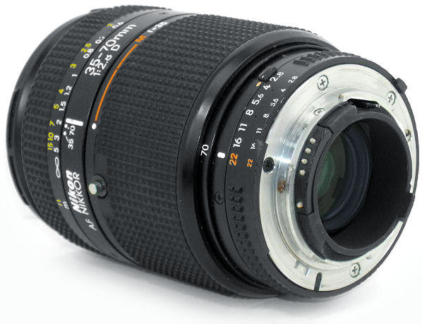 Rear section bview wiyh metal lens mount of Nikon's AF Zoom Nikkor 35-70mm f/2.8D wideangle-telephoto zoom lens, 1992~2006