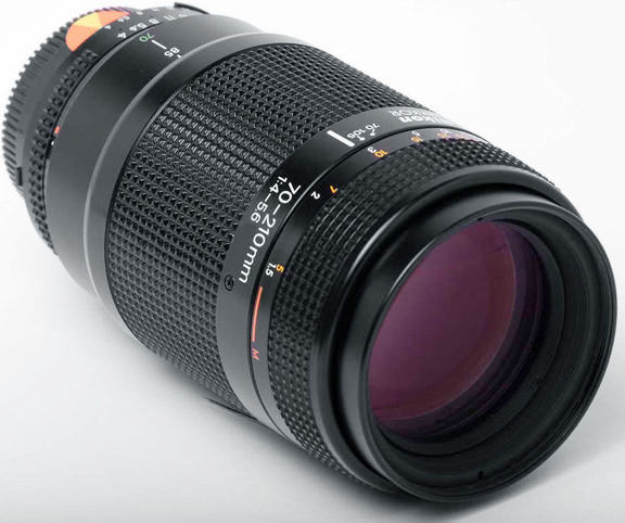  Nikon AF zoom 70-210mm f/4..0S captured by Jenny
