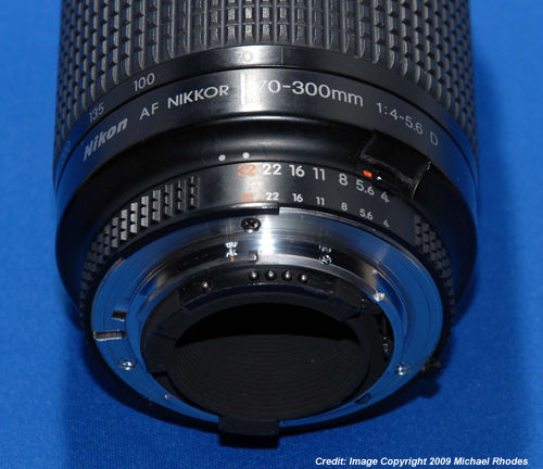 Rerar lens barrel of the said zoom lens