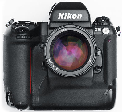 Nikon F5 with AF Nikkor 85mm f/1.8D front view