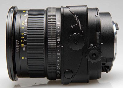 Nikon PC Micro-Nikkor 85mm f/2.8 Side detail view