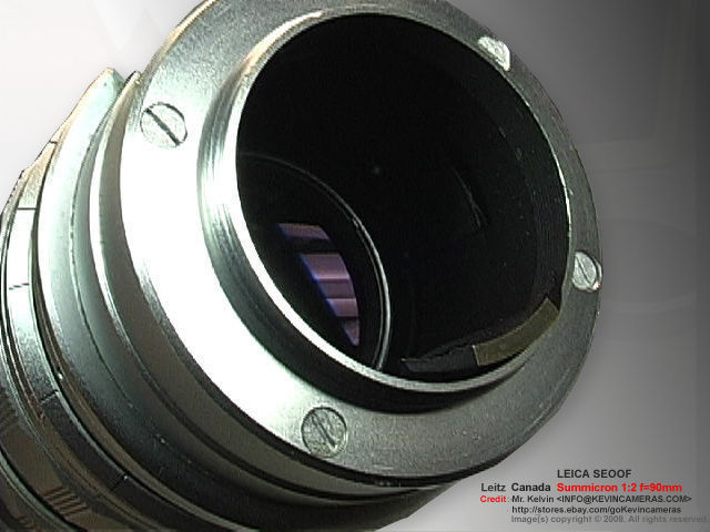 Rear lens mount section of a Leica SUMMICRON 1:2 / 90 SEOOF LEITZ Canada version 