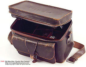 Original Camera and lenses compartment case for Nikon ranegfinder camera, 1956 model