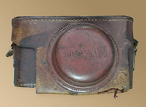 Original leather case Nikon M front