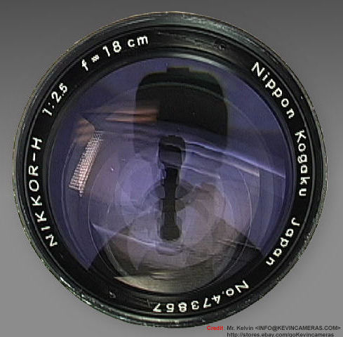 Front view of the lens element of Nikkor-H 1:2.5 f=18cm (180mm f/2.5) Telephoto lens for rangefinder Nikon cameras