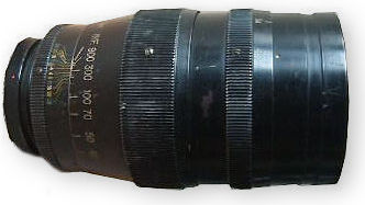 Early design of the Nikon (Nippon Kogaku K.K.) RF Nikkor-Q 1:4.0 f=25cm (250mm f/4.0) side view 1