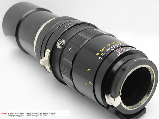 Rear view of Nikon (Nippon Kogaku K.K.) RF Nikkor-T 1:4.5 f=35cm (350mm f/4.5) early version telephoto lens