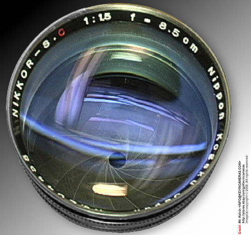 Nikkor-S.C 1:1.5 f=8.5cm Telephoto lens front view with reflective lens coating