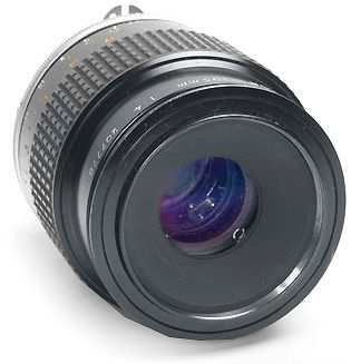 105mmf4microShutterbladA.jpg